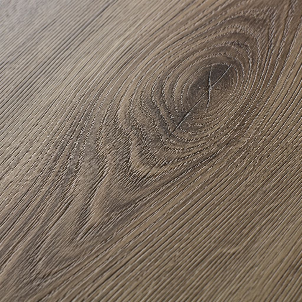 Close-up of the realistic EIR texture on the VV820 plank